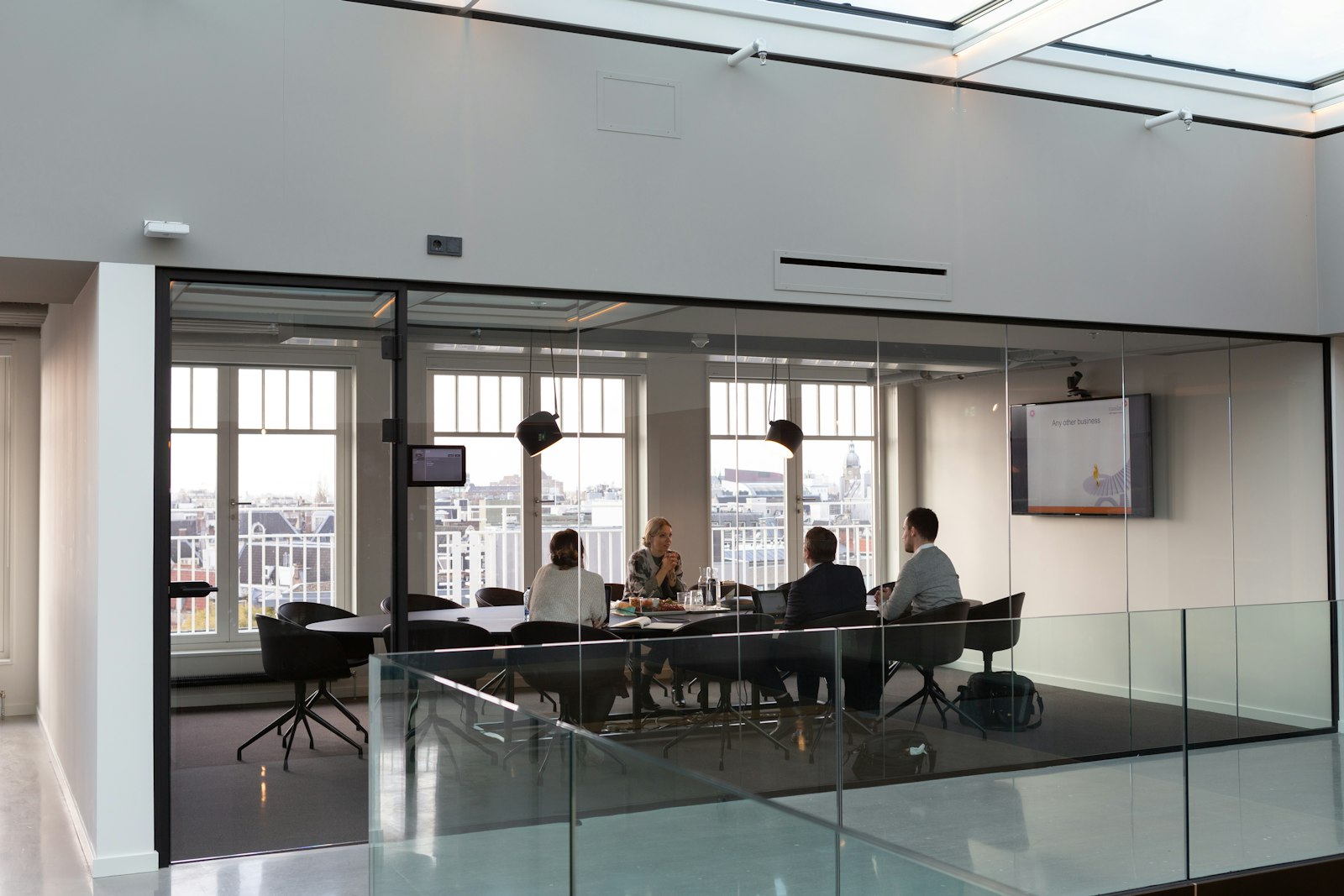 Sala de reuniones en una oficina corporativa
